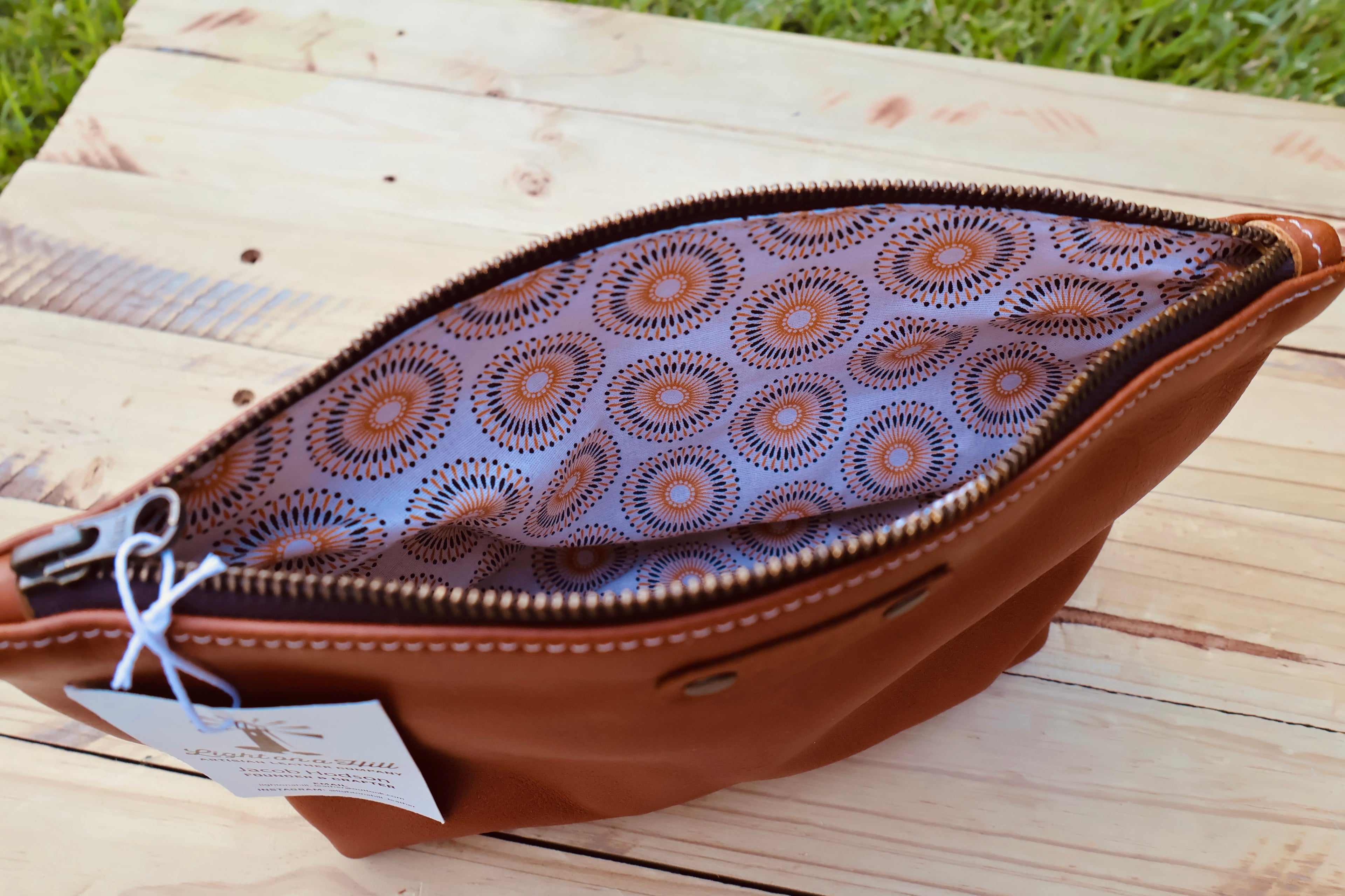 Mahogany - Accessory bag